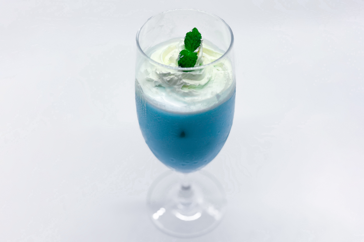 ディナードリンクメニュー、モクテルとカクテル、そらいろ